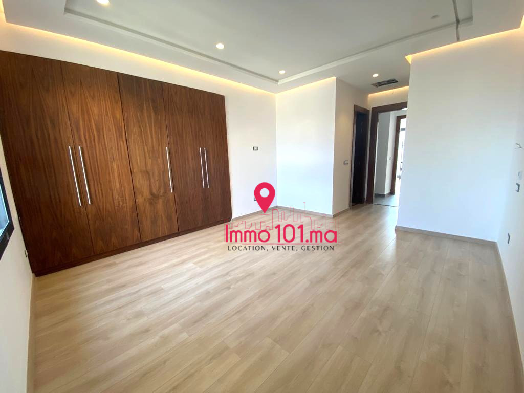 Location appartement à Hay Riad AGLAV2556